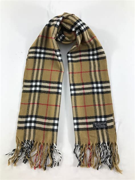 bufanda estilo burberry|used Burberry scarves.